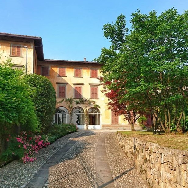 Ingresso di Villa Astori