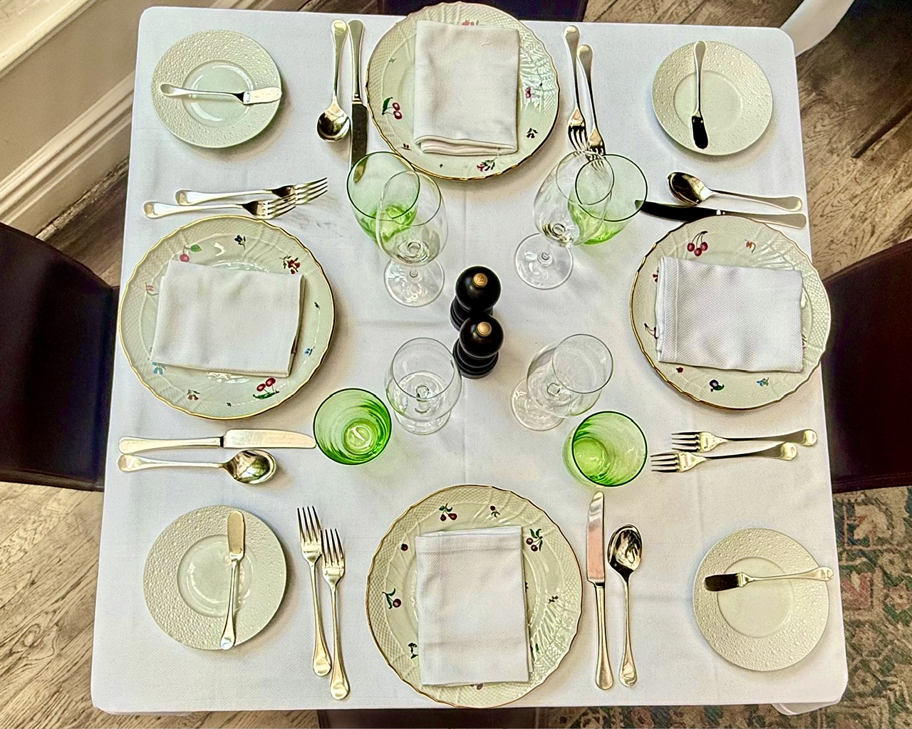 beautiful table setting