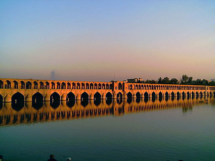 The Si-o-se Pol Bridge over the Zayandeh River in Isfahan By Shahab.mg via Wikimedia Commons
