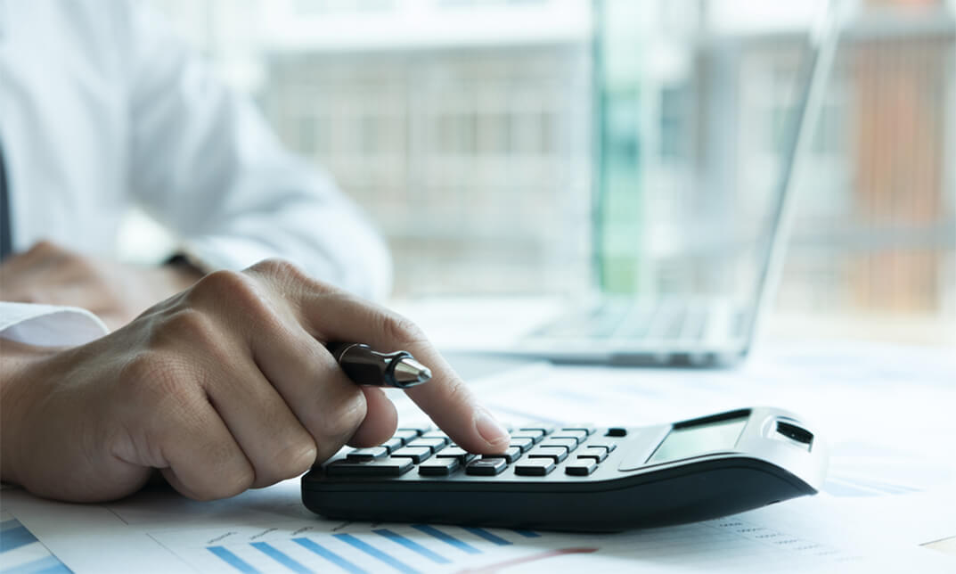 Financial management and business accounting diploma