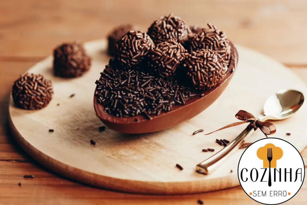 Receita de Ovo de Páscoa Caseiro com Chocolate Meio Amargo e Recheio Cremoso de Brigadeiro
