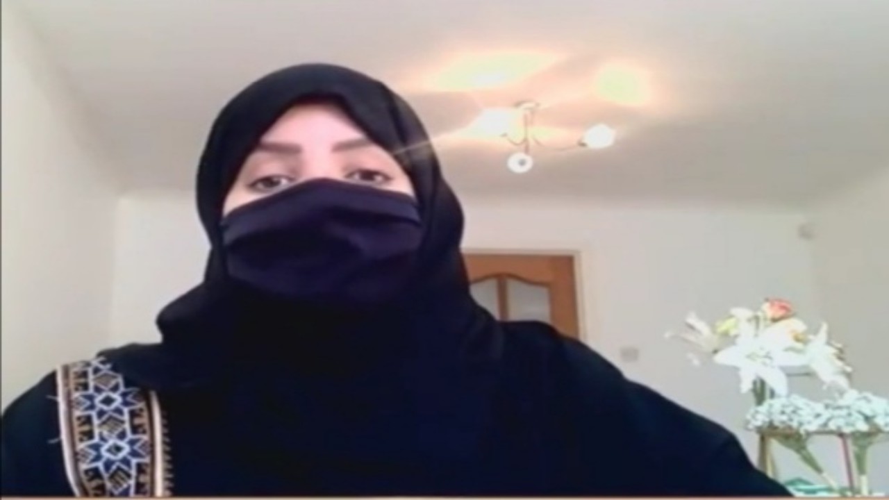 hijab malay wife aadila