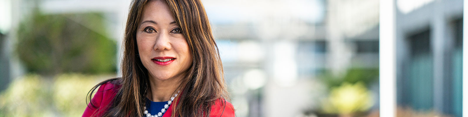 Photo of Fiona Ma, California State Treasurer.