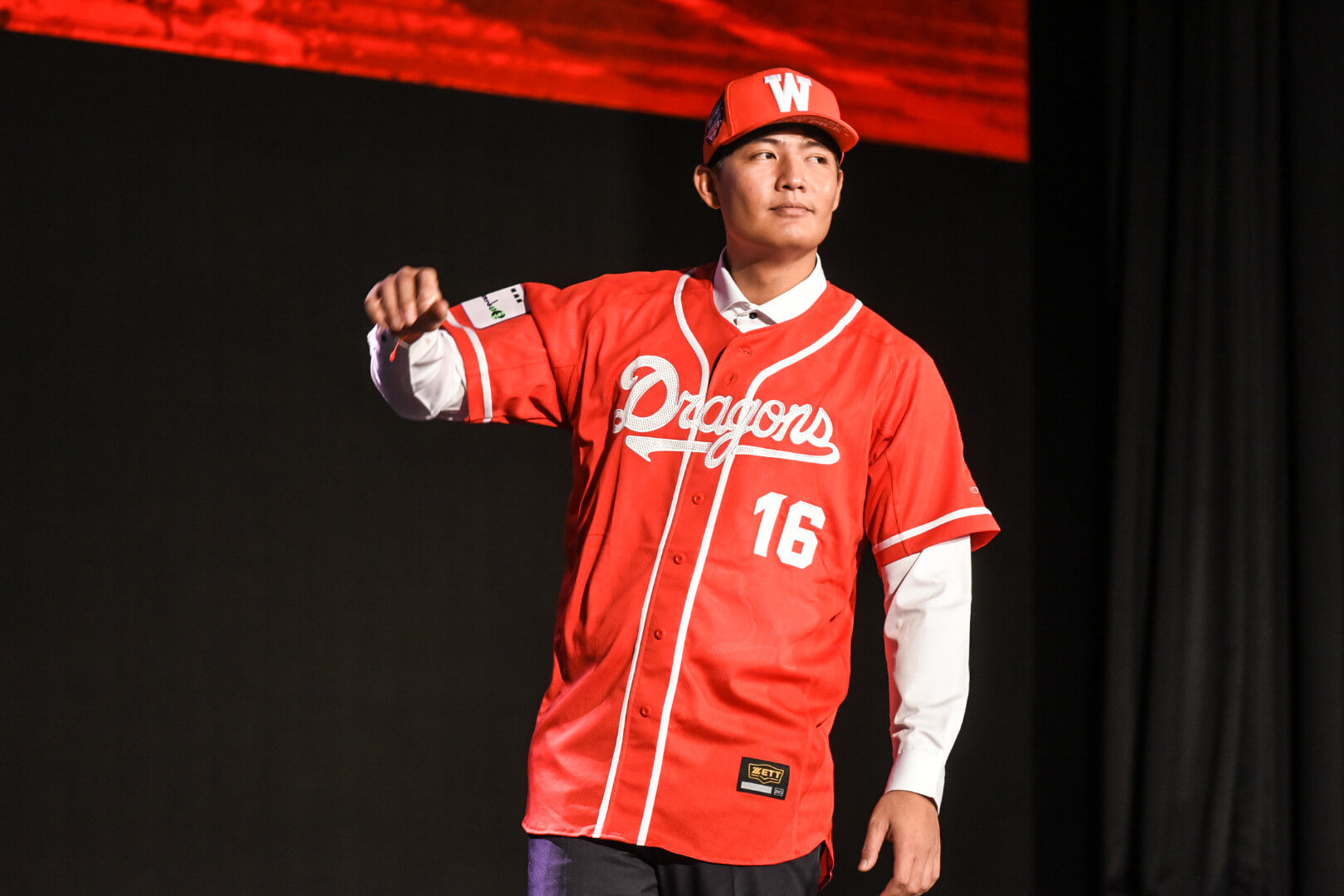 Dragons Sign Wang Wei Chung To 5 3 Year 2 08 Million Deal Cpbl Stats All of Pittsburgh Pirates Wei-Chung Wang Jerseys are at Pirates Store. Dragons Sign Wang Wei Chung To 5 3 Year 2 08 Million Deal Cpbl Stats 33 Bid History.