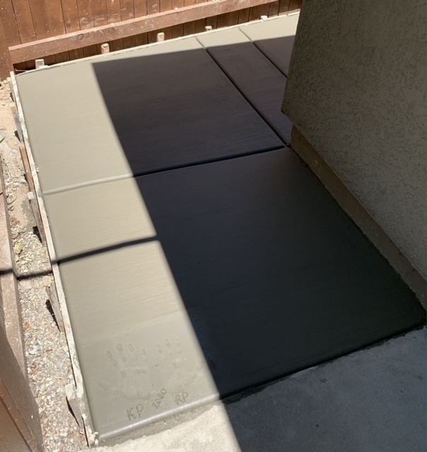 Finished concrete walkway