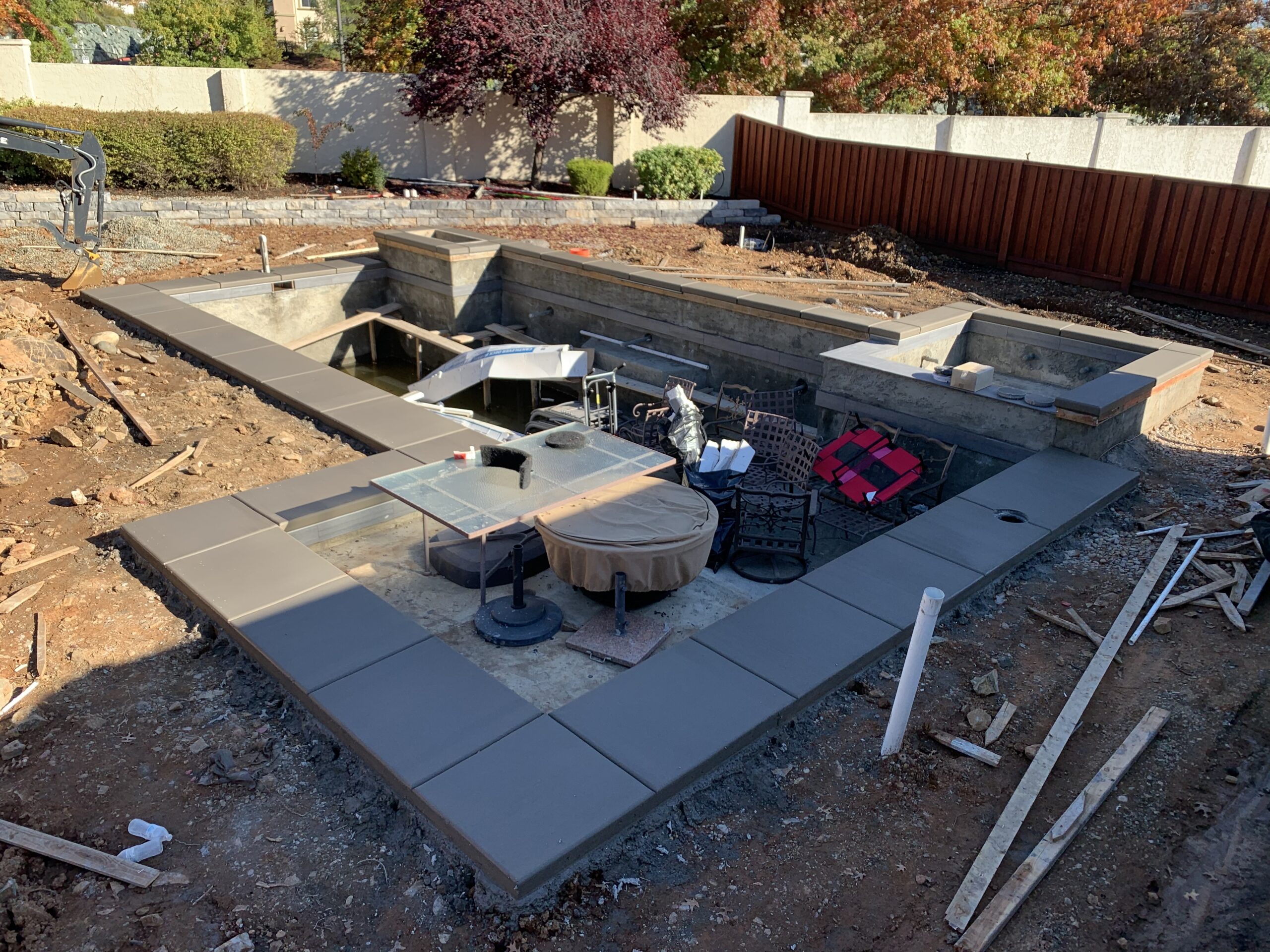 Pool deck coping