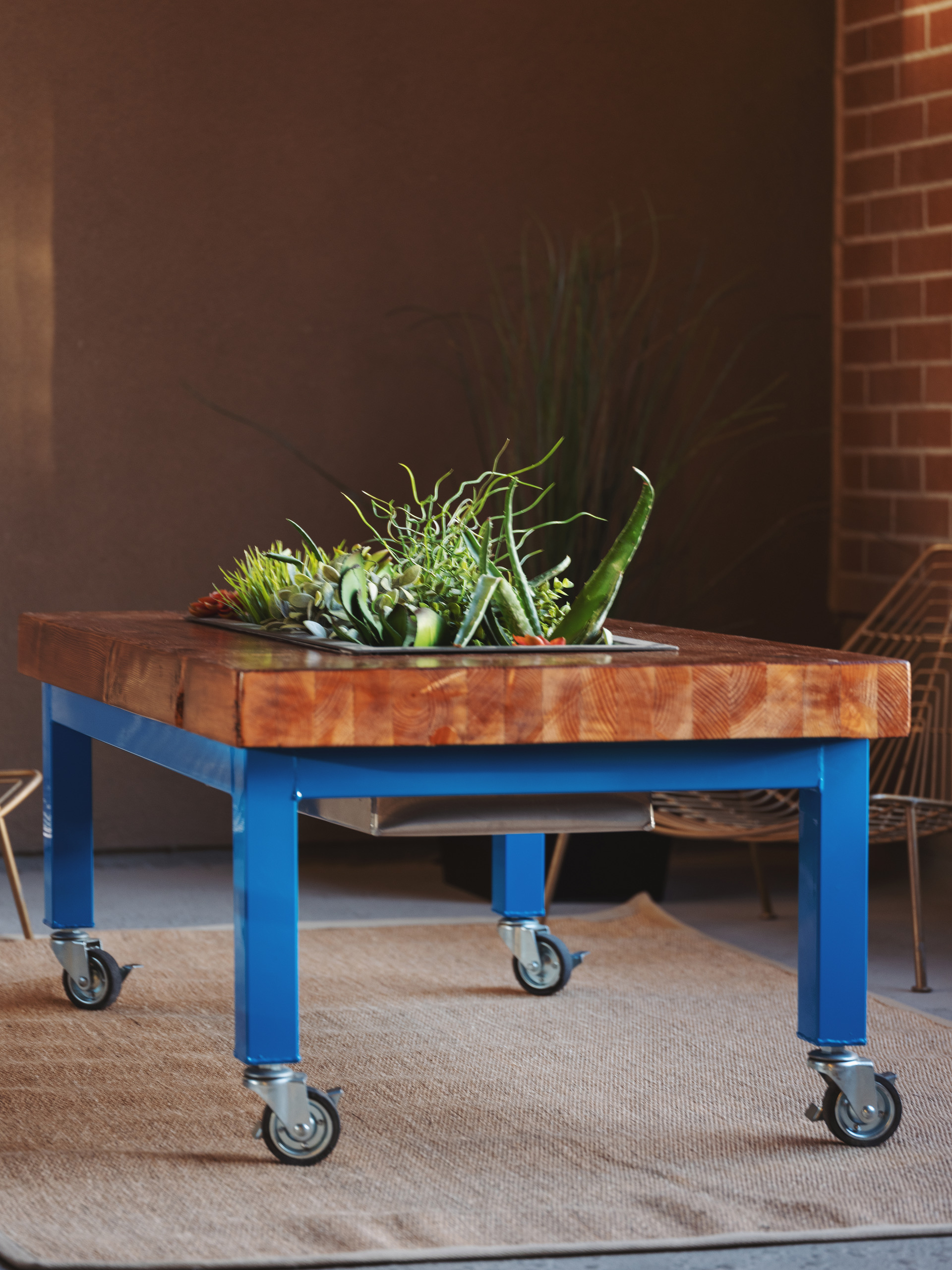 Stylish & versatile modular coffee table