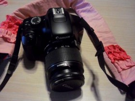 Camera Strap – Pretty Ruffles