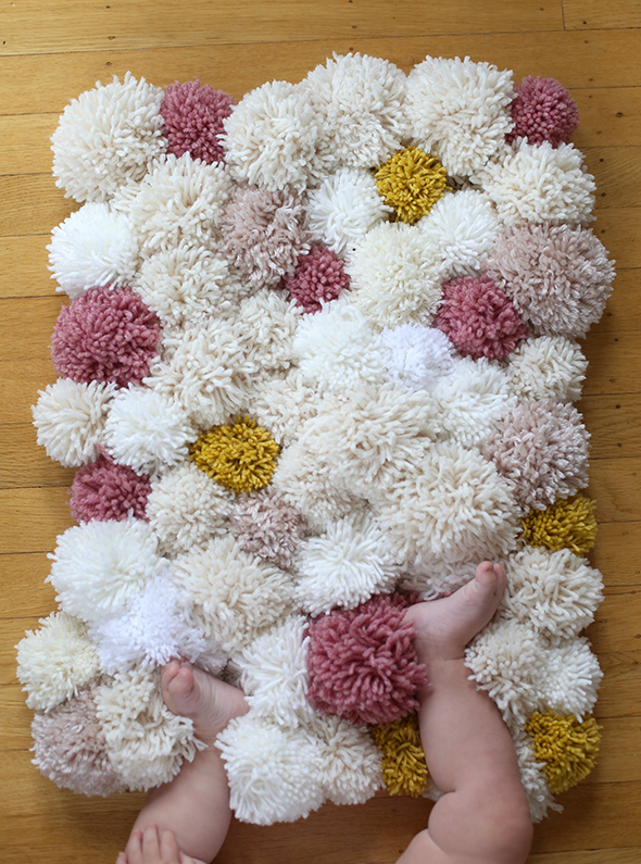 8 DIY Floor Rug Tutorials — CraftBits.com