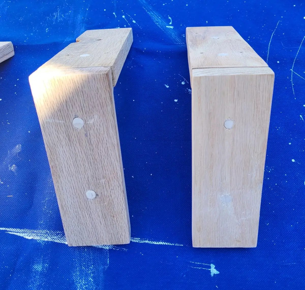 Top view of oak kitchen brackets