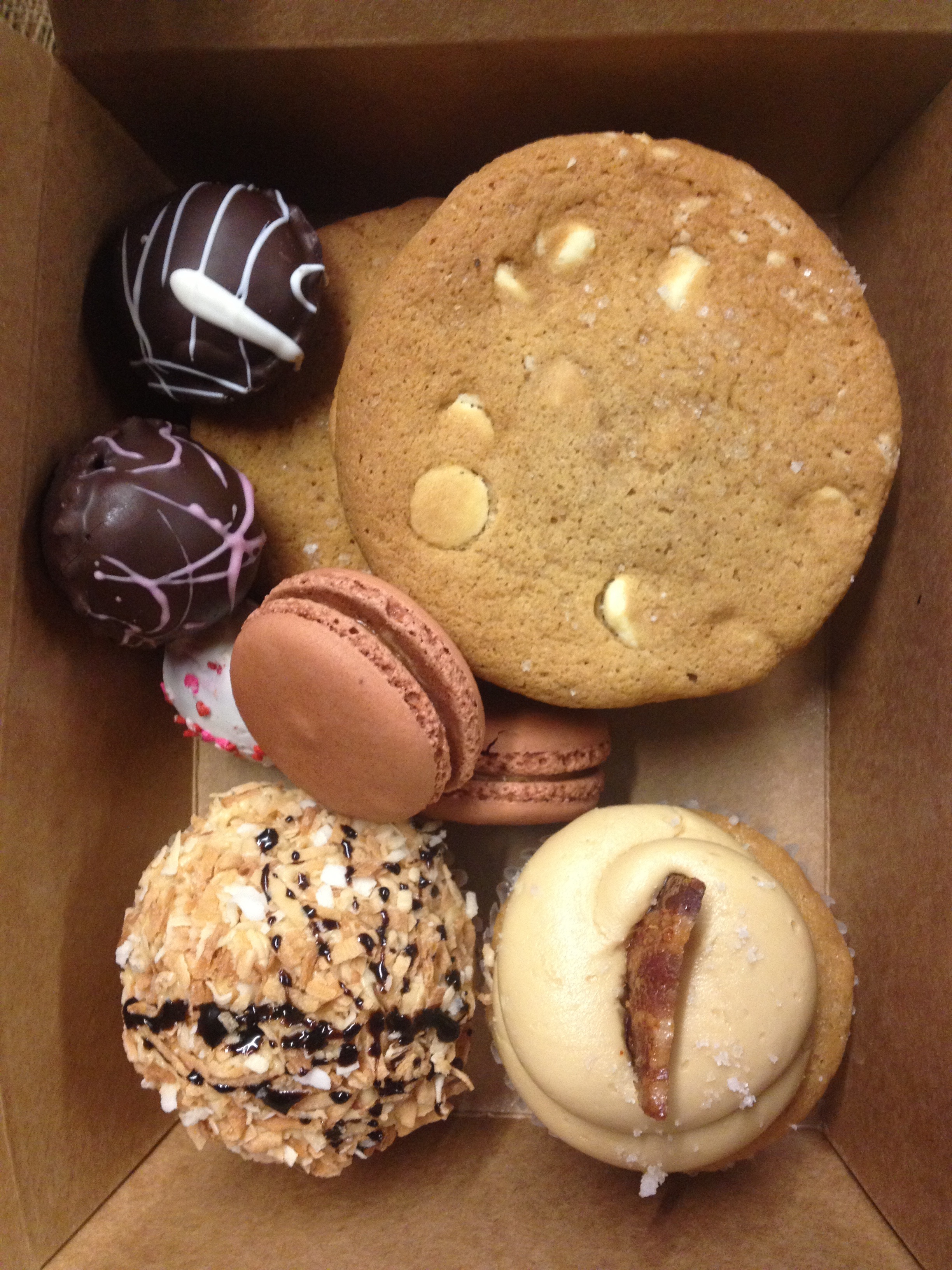 take home boxes.
