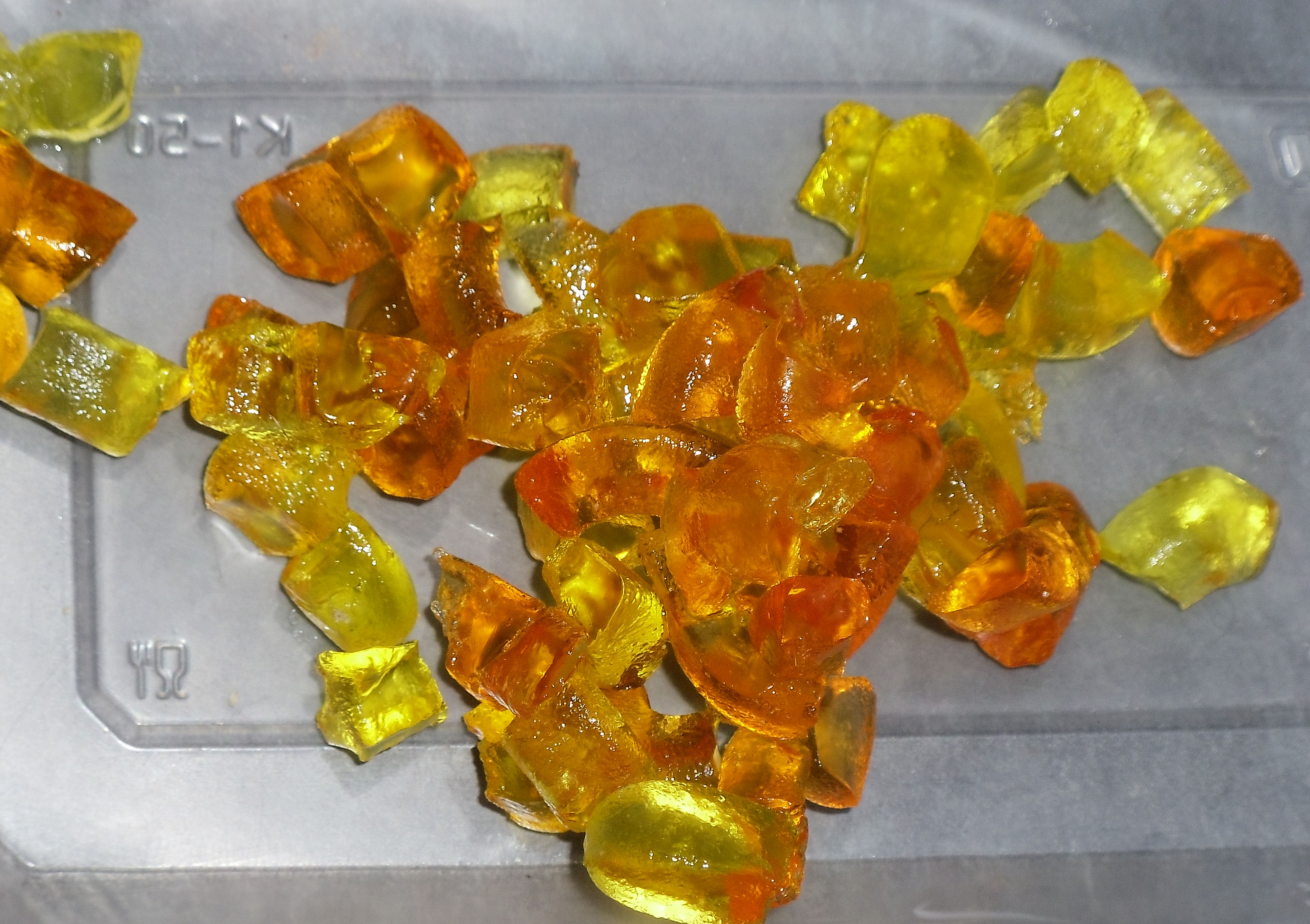 Haribo Tangfastics did the job for the windows