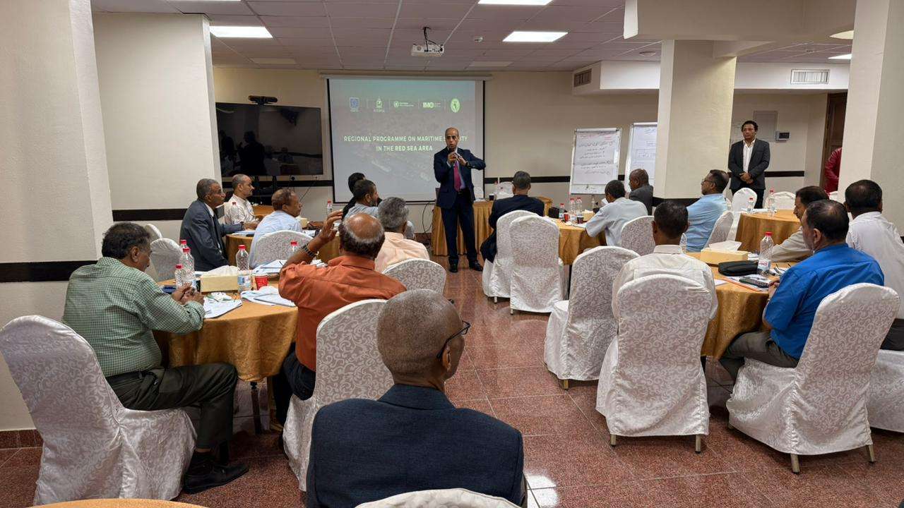 اختتام اللقاء التشاوري الثالث لتعزيز الأمن البحري في العاصمة عدن