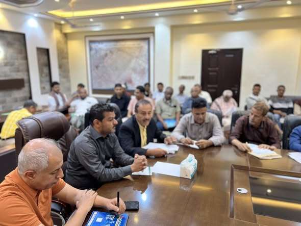 اجتماع في الشيخ عثمان لتقييم أداء المكاتب التنفيذية ورفع التوصيات لقيادة عدن