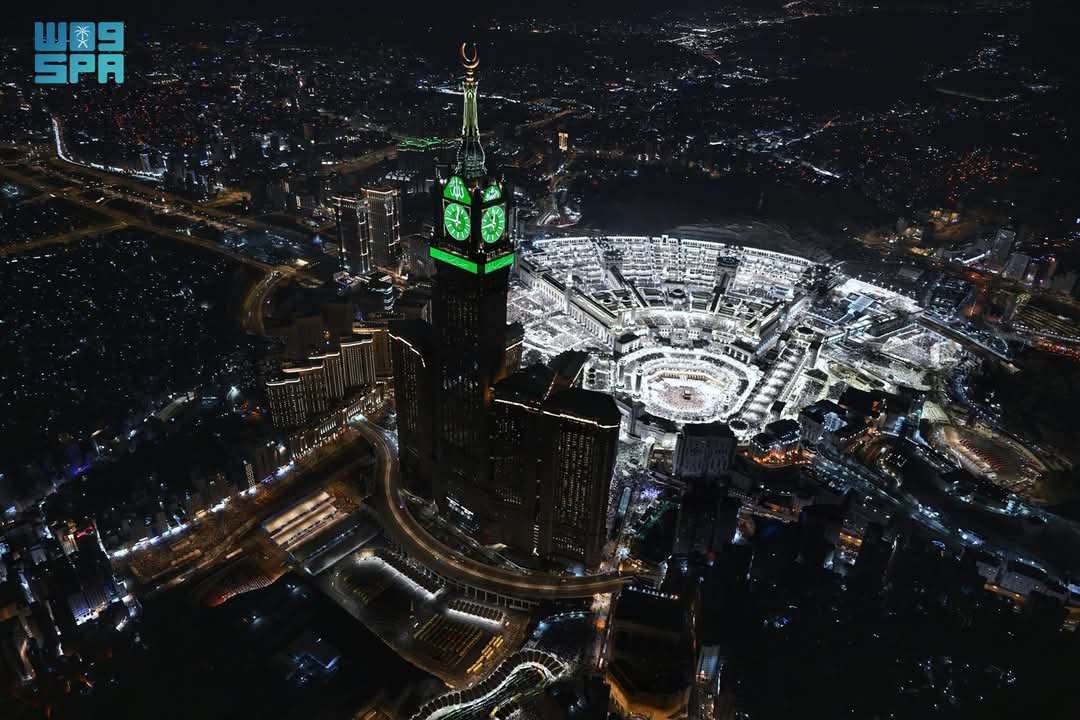 إصابة مغترب يمني بحادث سير أثناء عودته من السعودية