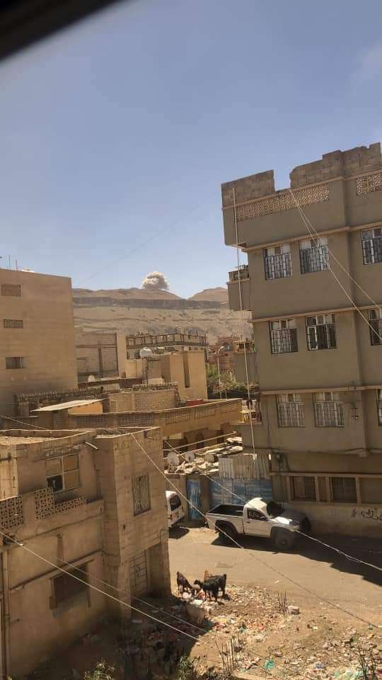 عاجل:اطلاق نار بالستين الغربي في صنعاء ومصدر يفصح عن السبب عاجل:اطلاق نار بالستين الغربي في صنعاء ومصدر يفصح عن السبب