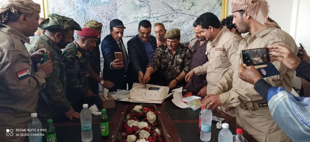 المنطقة الأمنية الخامسة تكرم مدير عام المنصورة أحمد الداؤودي المنطقة الأمنية الخامسة تكرم مدير عام المنصورة أحمد الداؤودي