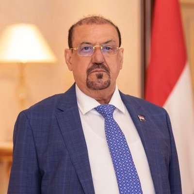 برلماني يشكو قيام رئيس مجلس النواب بازالته من جروب الواتساب