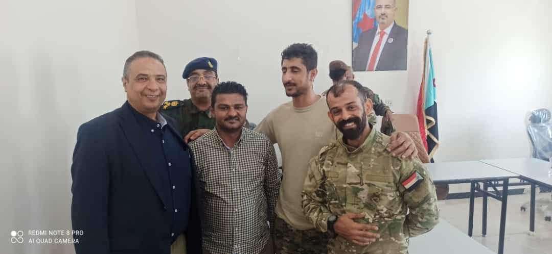 عقب حدوث خلافات.. صلح ينهي خلاف بين الحزام الأمني ومامور الشيخ عثمان