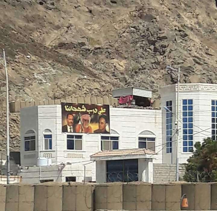 حقوقي:المكان الحقيقي ليسران المقطري قاعة المحكمة وليس جهاز مكافحة الإرهاب ليرتكب الجرائم