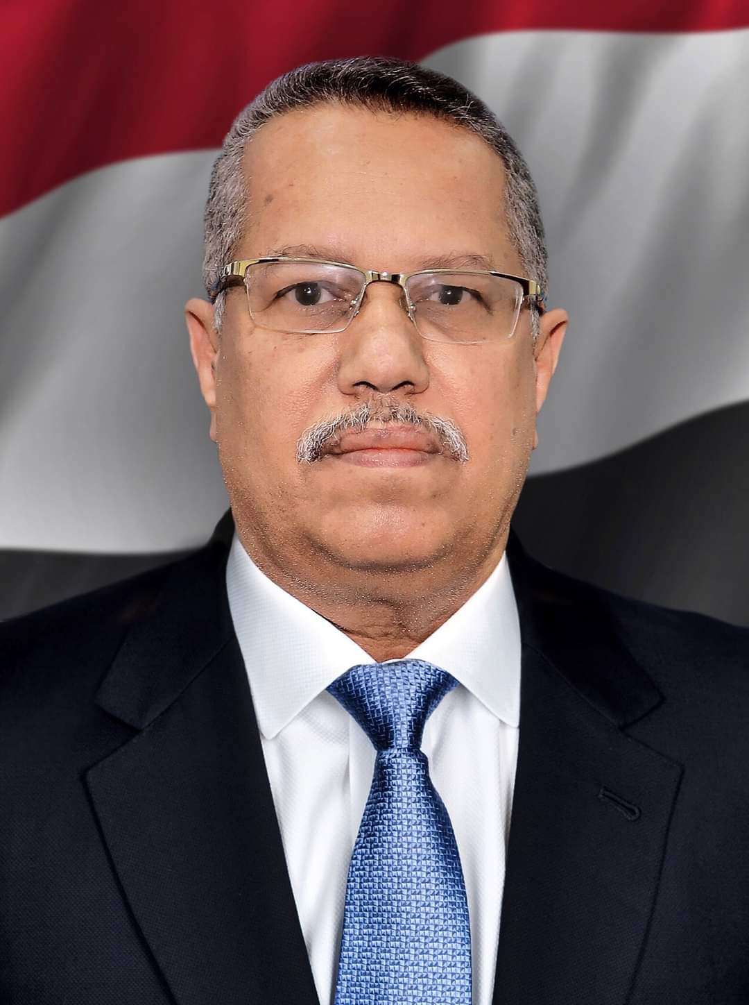 بن دغر يفتح النار على التحالف ويحملة مسؤولية الأوضاع المتدهورة إلى جانب هذه الاطراف