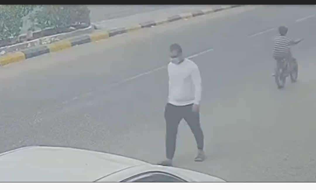 شاهد صورة الإرهابي الذي فجر السيارة المفخخة أمام مطار عدن الدولي
