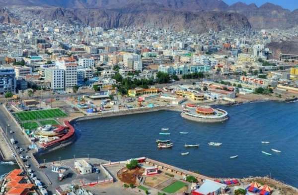 على الرغم من تحسن بأسعار الصرف .. إستمرار إرتفاع أسعار المواد الغذائية بعدن