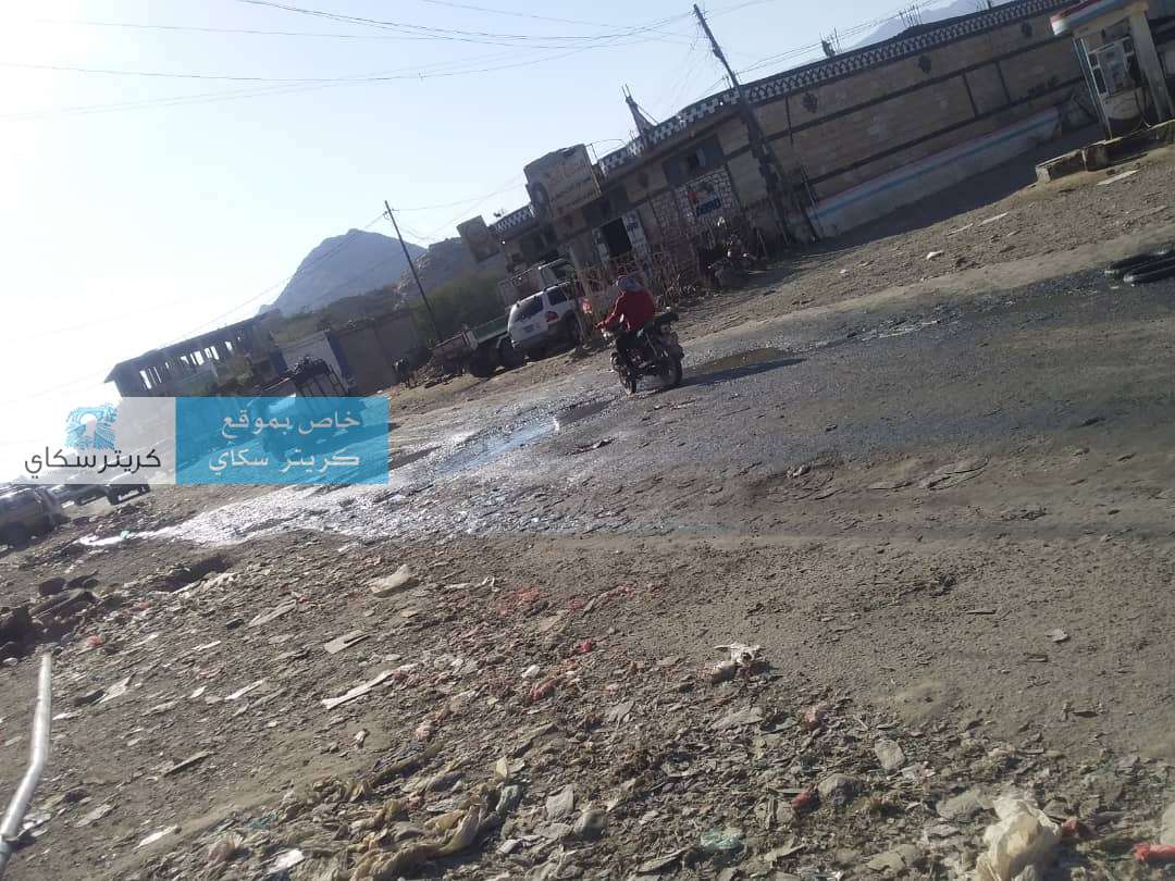 بالصور.. مياه الصرف الصحي تغرق اهم شوارع لودر بابين بالصور.. مياه الصرف الصحي تغرق اهم شوارع لودر بابين