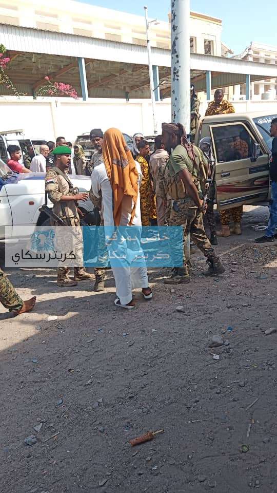 عاجل:جرحى باشتباكات مسلحة بين قوات أمنية في كريتر(صور)