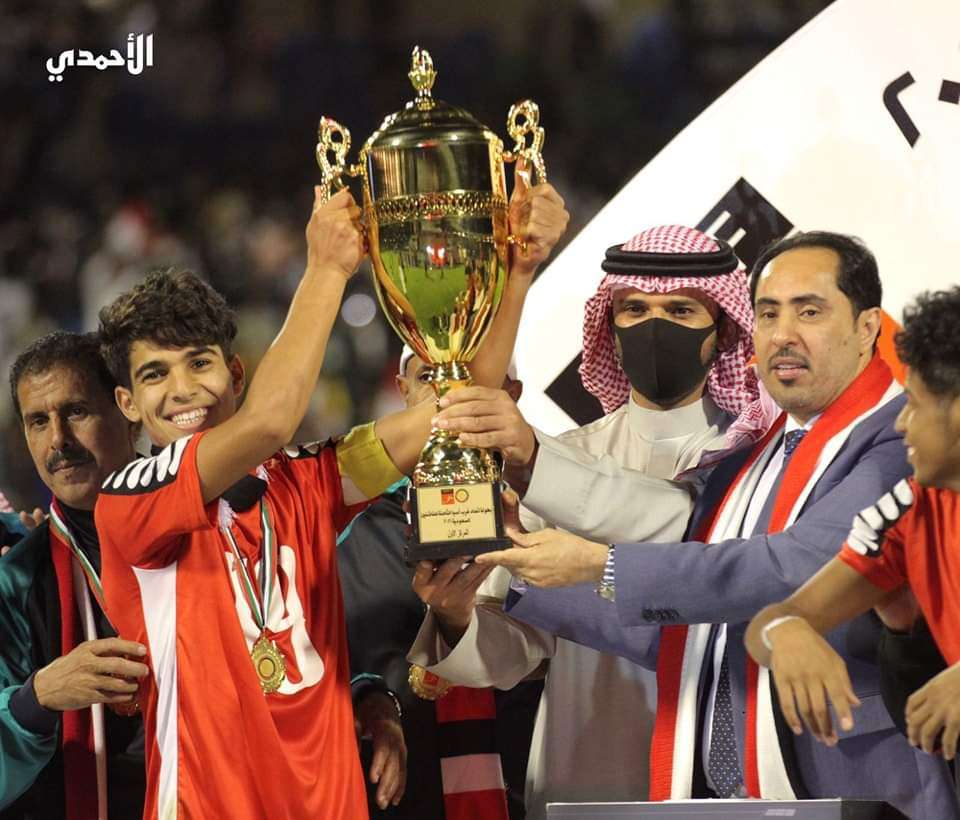 عاجل:الوزير البكري يغادر إلى قطر