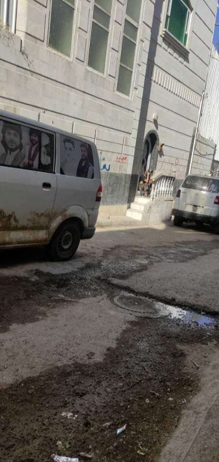 شاهد الصورة الأولى لمنزل الأعوج عقب سيطرة جماعة الحوثي في إب