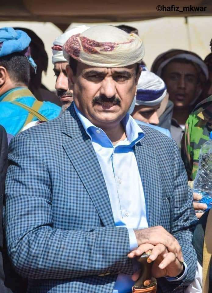 شاهد بالصورة.. لحظة دخول موكب محافظ شبوة عاصمة المحافظة عتق