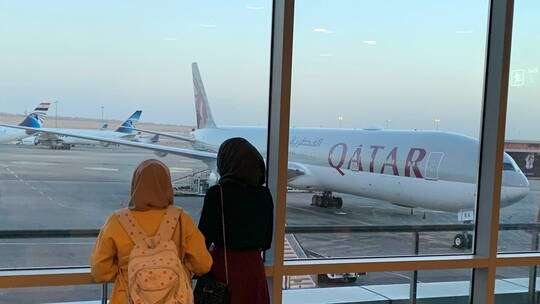 قطر تعيد 6 دول إلى القائمة الحمراء للسفر بسبب كورونا