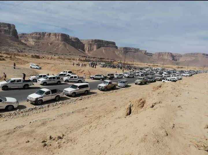 يحدث الان.. توافد المئات من ابناء حضرموت الى منطقة الردود للاحتشاد للهبة الثانية