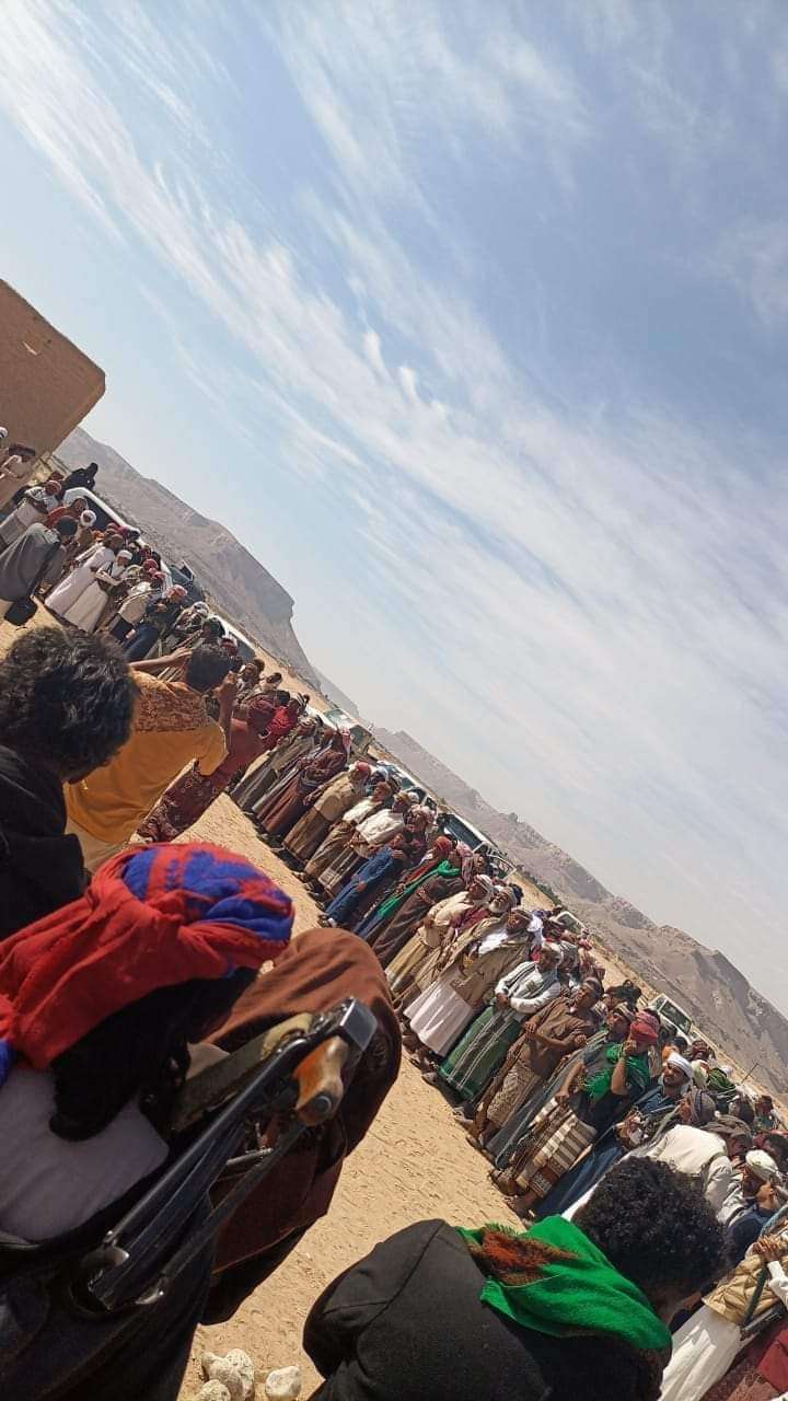 حشود حضرمية مسلحة كبيرة تستعد لمنع تصدير النفط