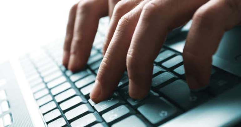 Sala de Computação permitirá aos albergados retornarem ao contado com seu mundo perdido.
