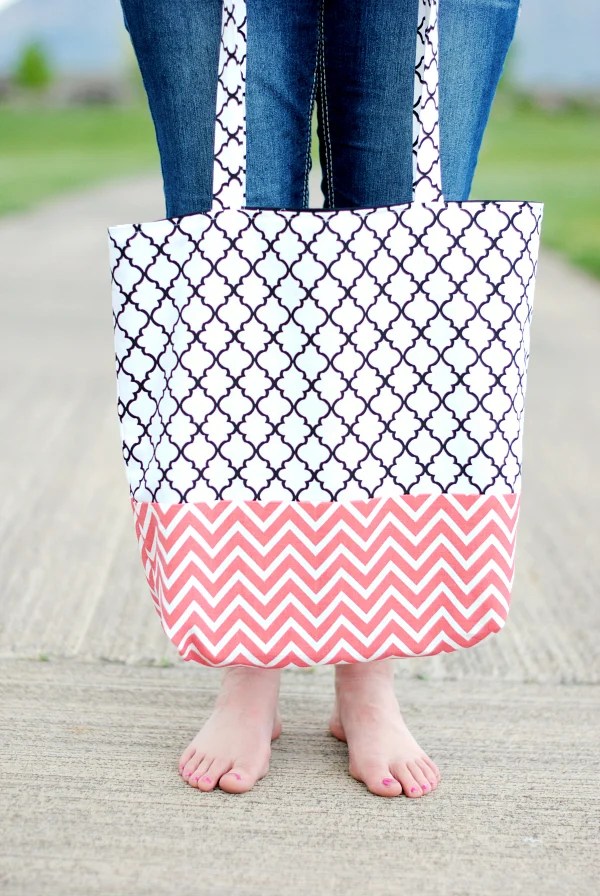With so much to juggle, it can be difficult to carry the p. How To Make A Bag Tote Bag Pattern And Tutorial