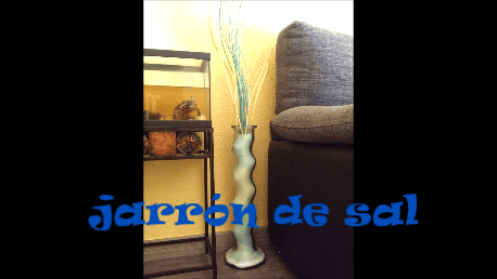 cómo decorar un jarrón con sal