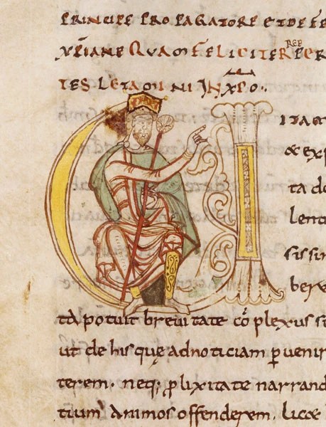 Lettrine historiée représentant Charlemagne_assis
