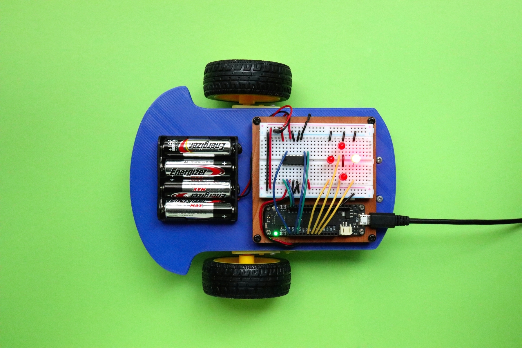 Controlling Motors & Servos with Arduino (Beginner’s Guide + Example Code)