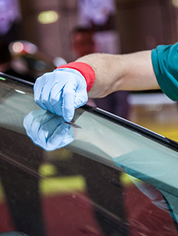 Windshield Replacement-Creative-Collision-Oberlin, Kansas