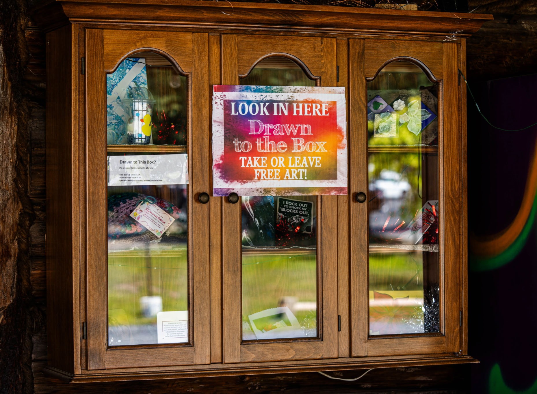 The Free Art Library is Now Open!