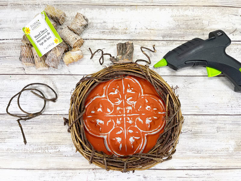 Dollar Tree Pumpkin Wreath Faux Tin Tile Creatively Beth #creativelybeth #dollartree #pumpkin #wreath #tintile #doorhanger #homedecor #thanksgiving #fall #autumn #diy #craft