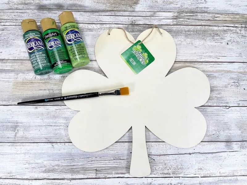 Dollar Tree Buffalo Plaid Shamrock - Mobile Gradient Images for Desktop