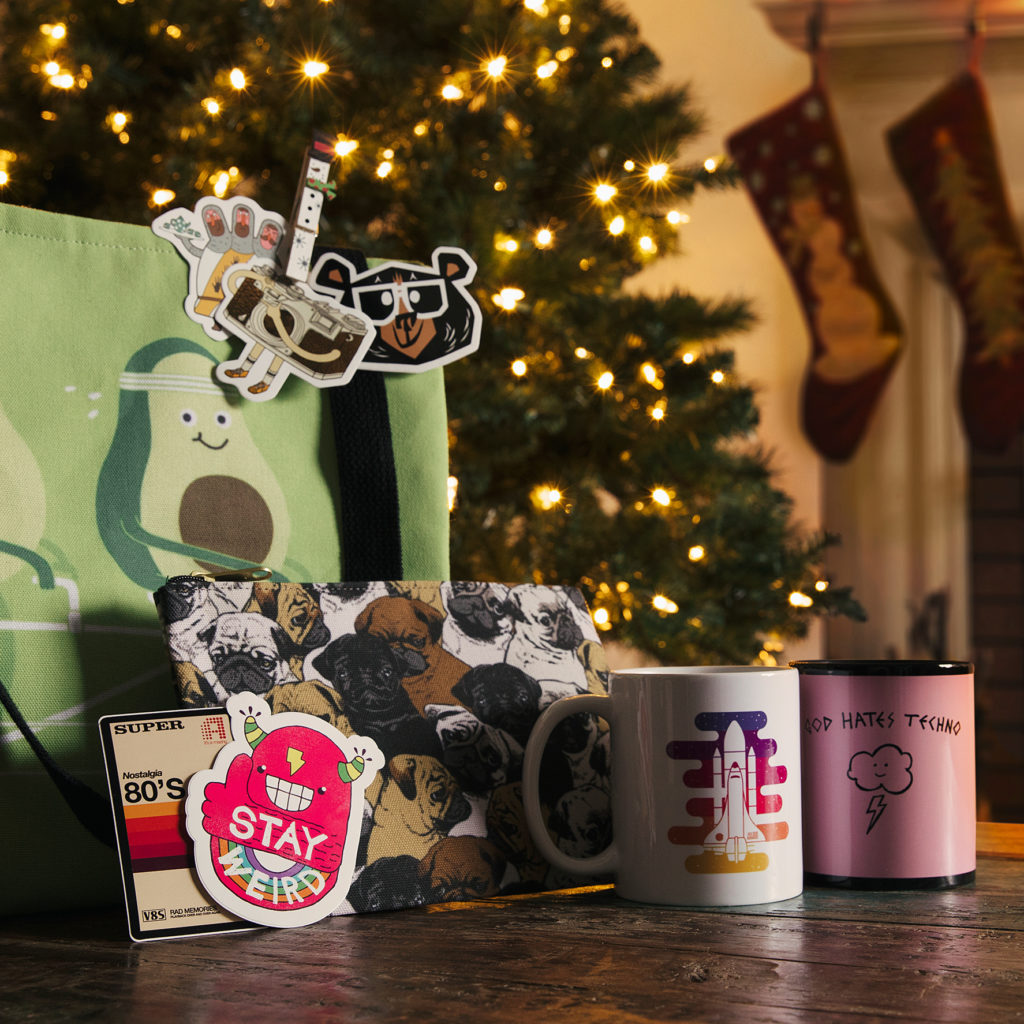 Threadless stocking stuffers