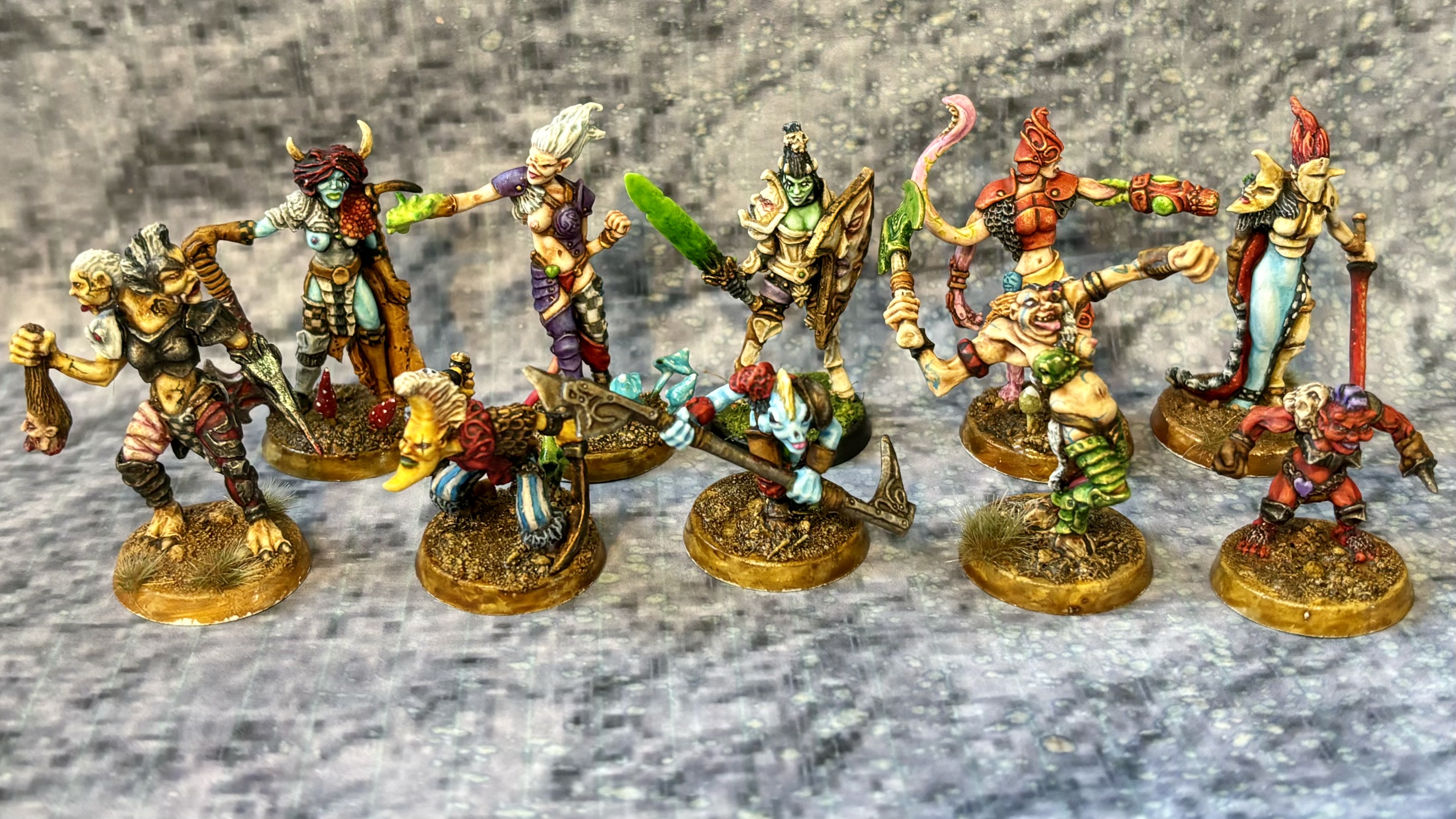 ALL the Chaosettes! no minions - just Bad-Asses