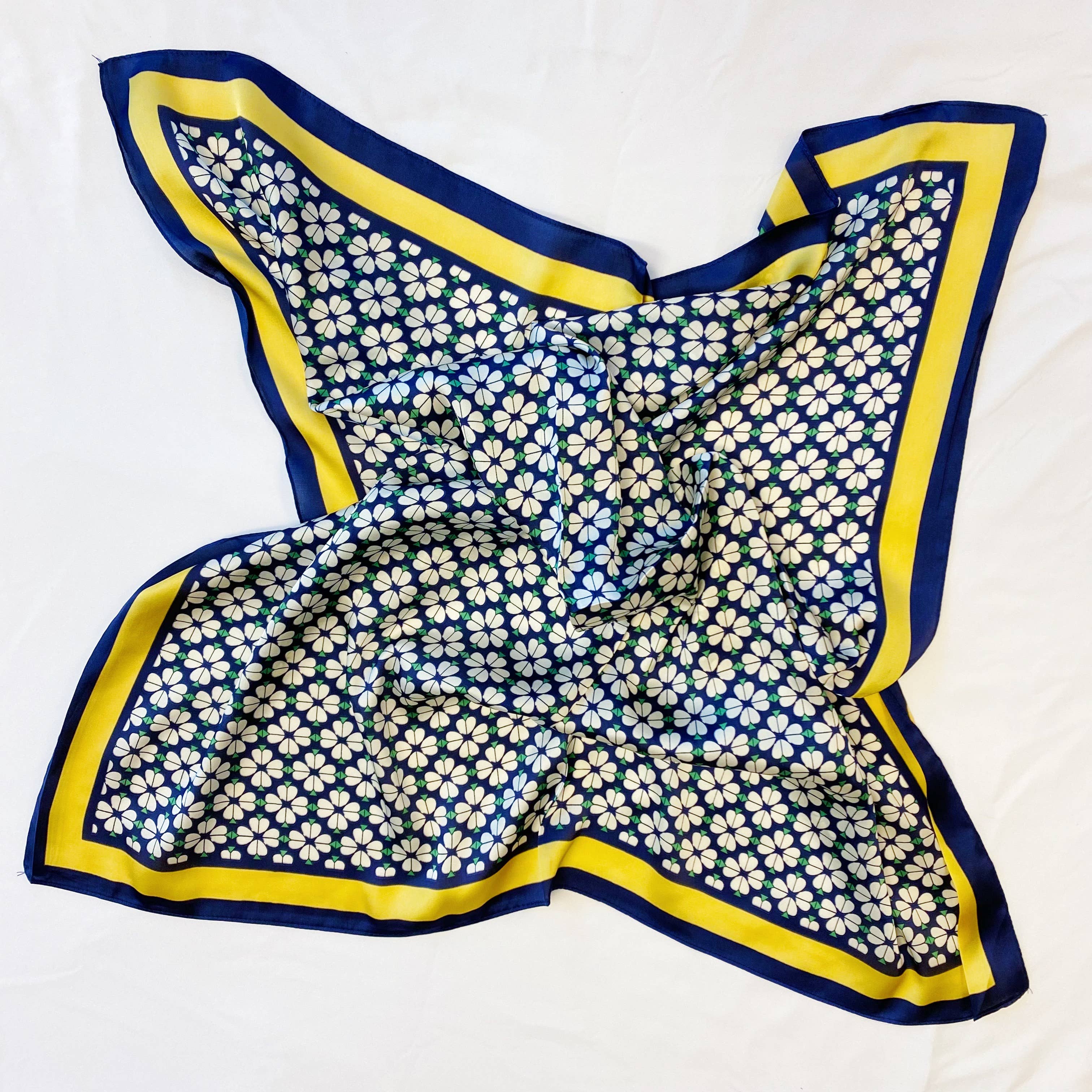 Four Petal Clover Scarf, Yellow