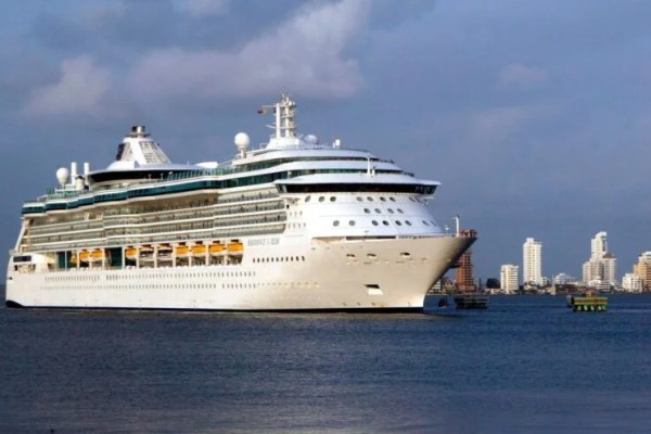 Gastrointestinal Outbreak Affects 91 on Royal Caribbean Cruise Ship