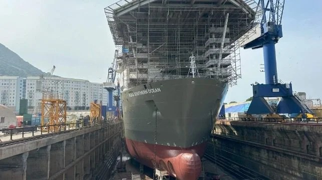 Major OSV Projects Boost Gibdock’s Offshore Repair Expertise