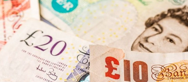 紙幣の寿命、イギリス41年、韓国14年、日本5年…